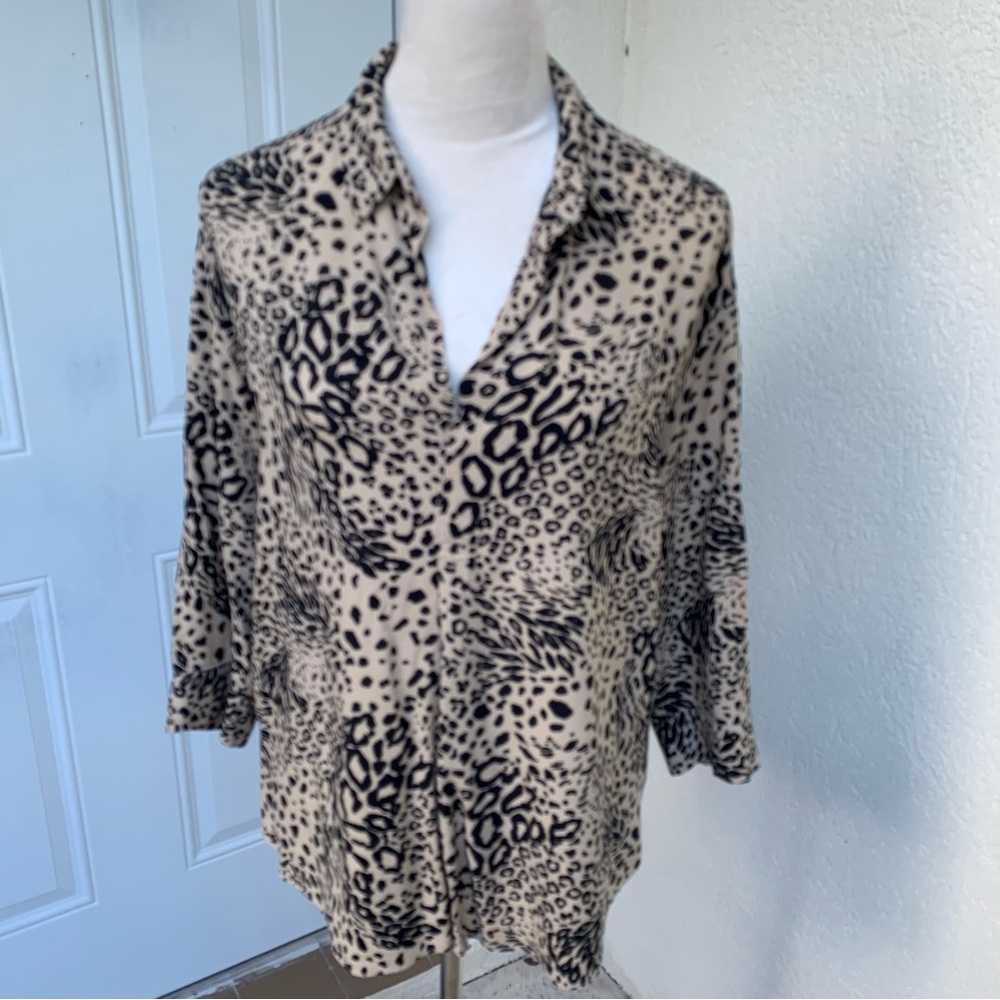 PRIMARK. Leopard‎ Print.Slip on Shirt. 3/4 Sleeves. Cotton blend. Size 8.